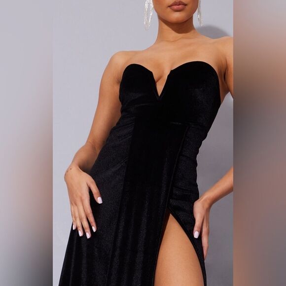 Black velvet draped wrap strapless dress from PLT
8018 - Picture 3 of 5